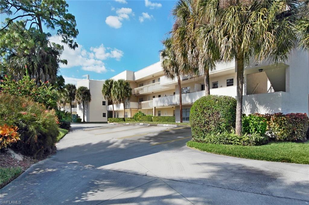 FOREST LAKES GOLF AND TENNIS CLUB - Residential