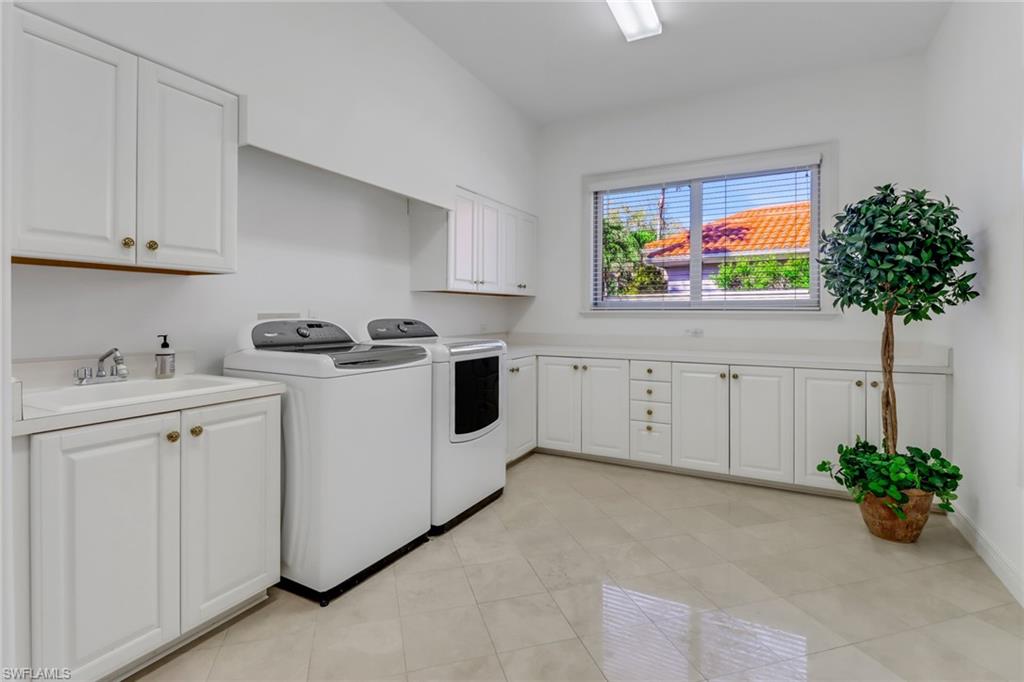 SWEET BAY - Residential