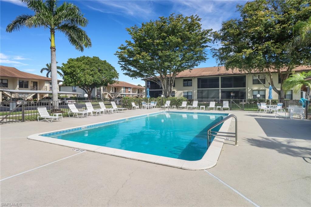 FOUNTAINS V - Residential