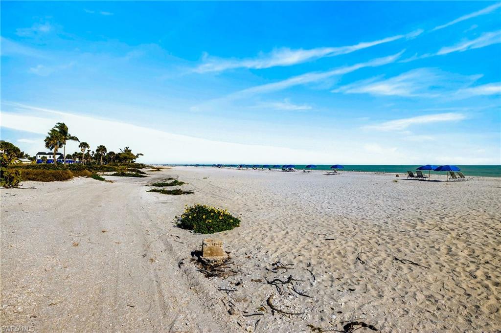 COTTAGE COLONY WEST CONDO - Residential