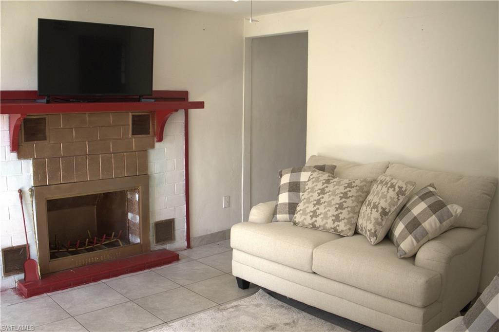 NORTH FORT MYERS - Residential