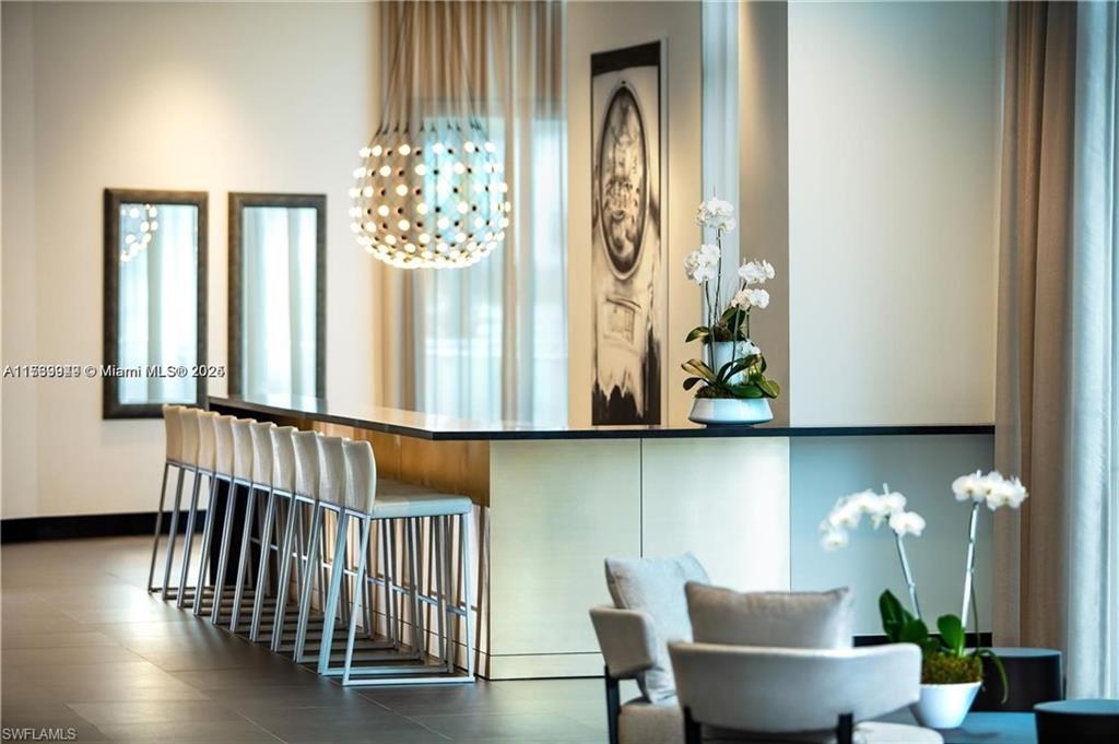 PAR 4 CONDO - Residential