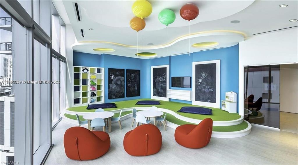 PAR 4 CONDO - Residential