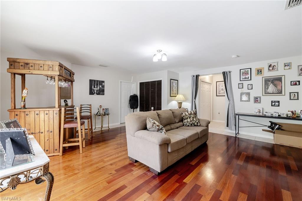 GOLDEN GATE ESTATES - Residential