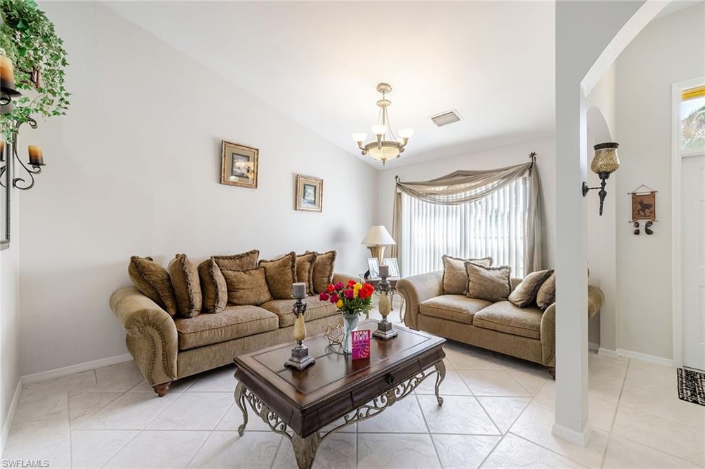 GOLDEN GATE ESTATES - Residential