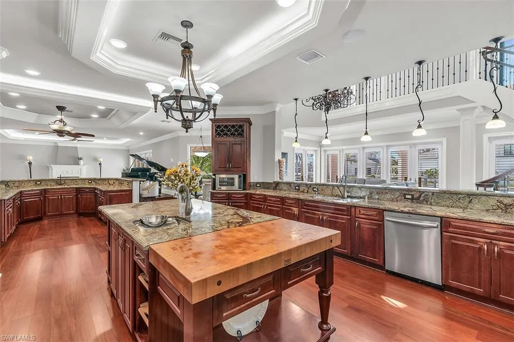 Marco Island, Florida 34145, United States, 4 Bedrooms Bedrooms, ,4 BathroomsBathrooms,Residential,Active,103502