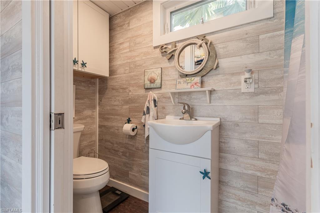 CYPRESS TRAIL RV RESORT - Land