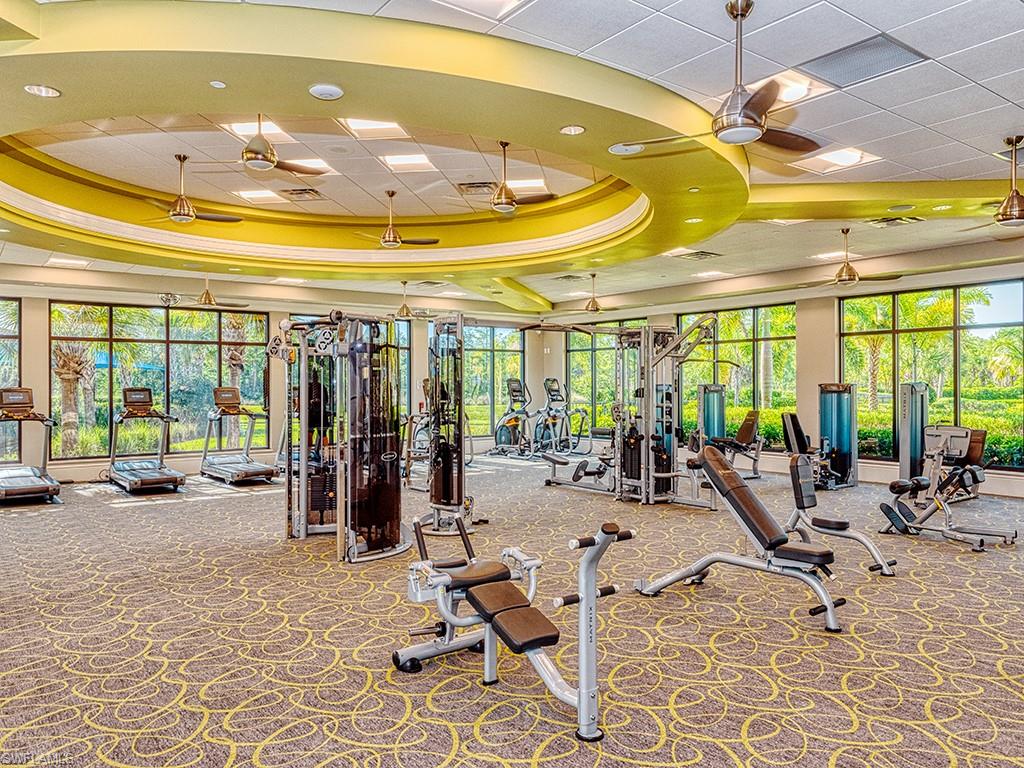 WINDING CYPRESS - Residential