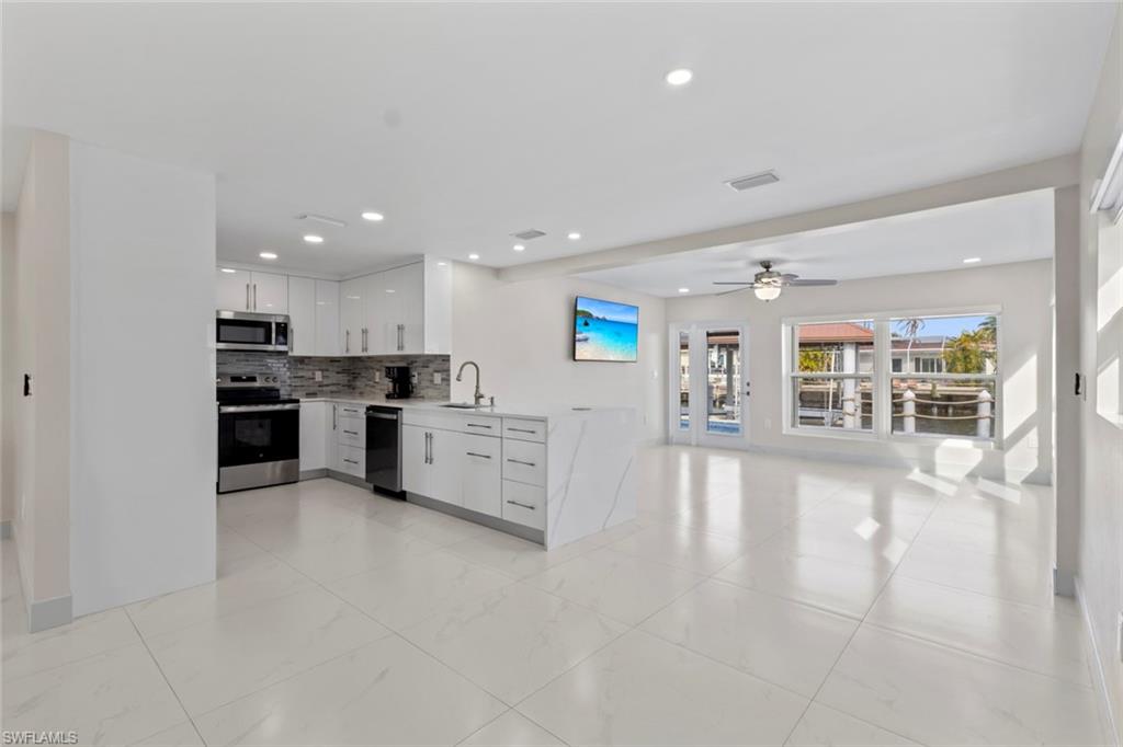 FAIRVIEW ISLES - Residential