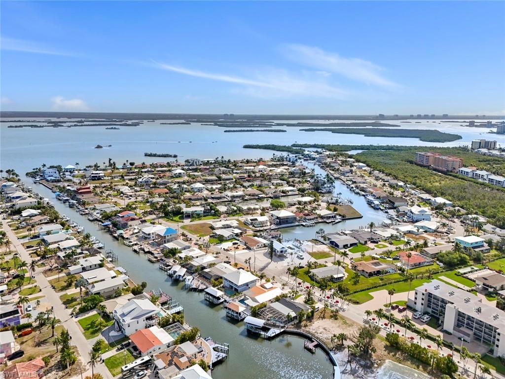 FAIRVIEW ISLES - Residential