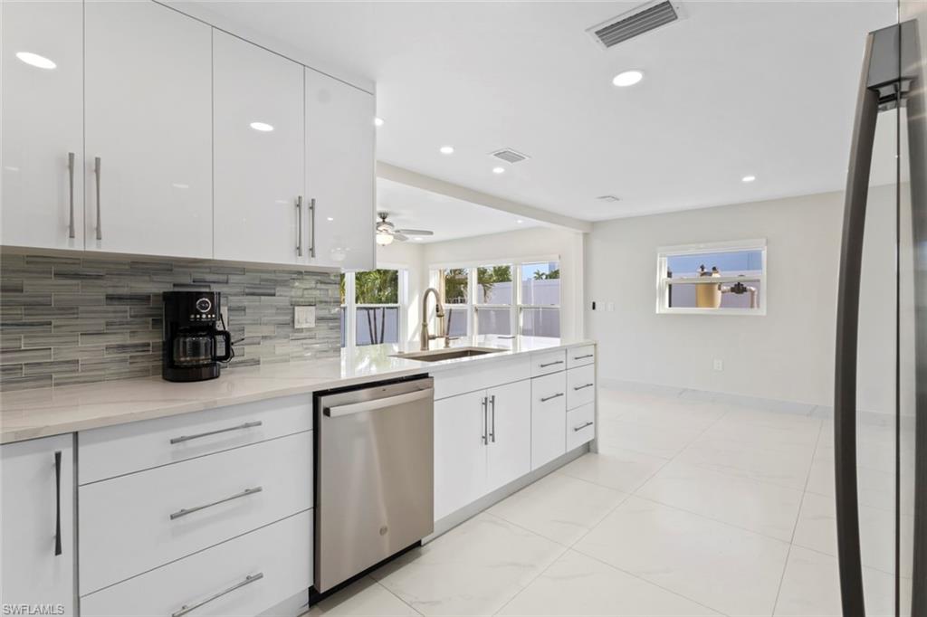 FAIRVIEW ISLES - Residential