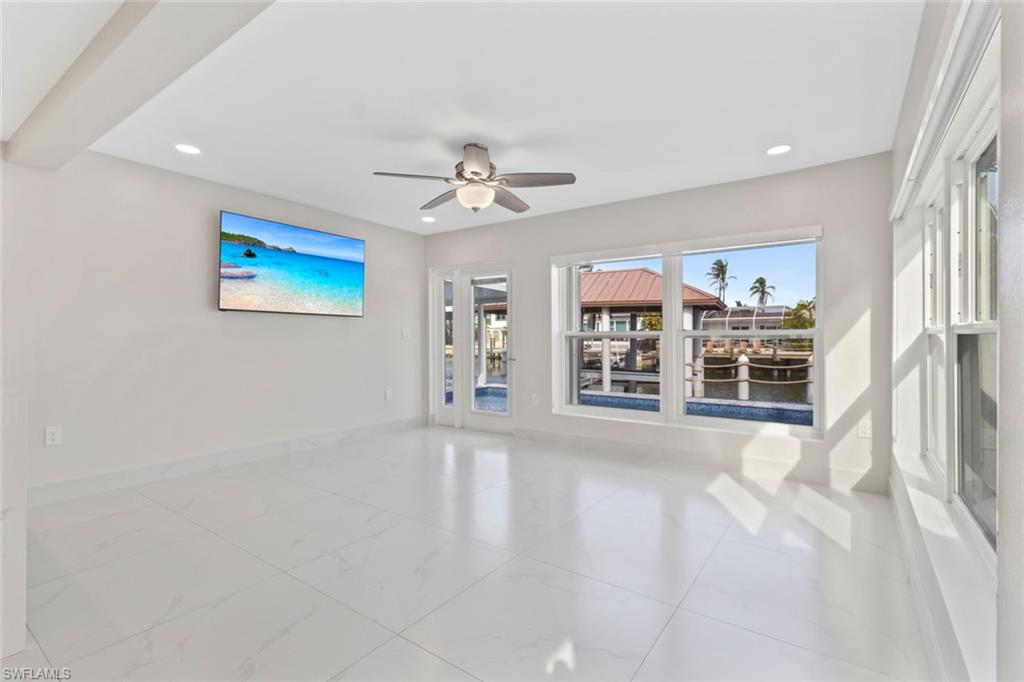 FAIRVIEW ISLES - Residential