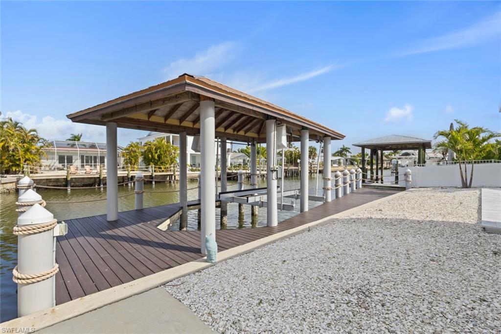 FAIRVIEW ISLES - Residential