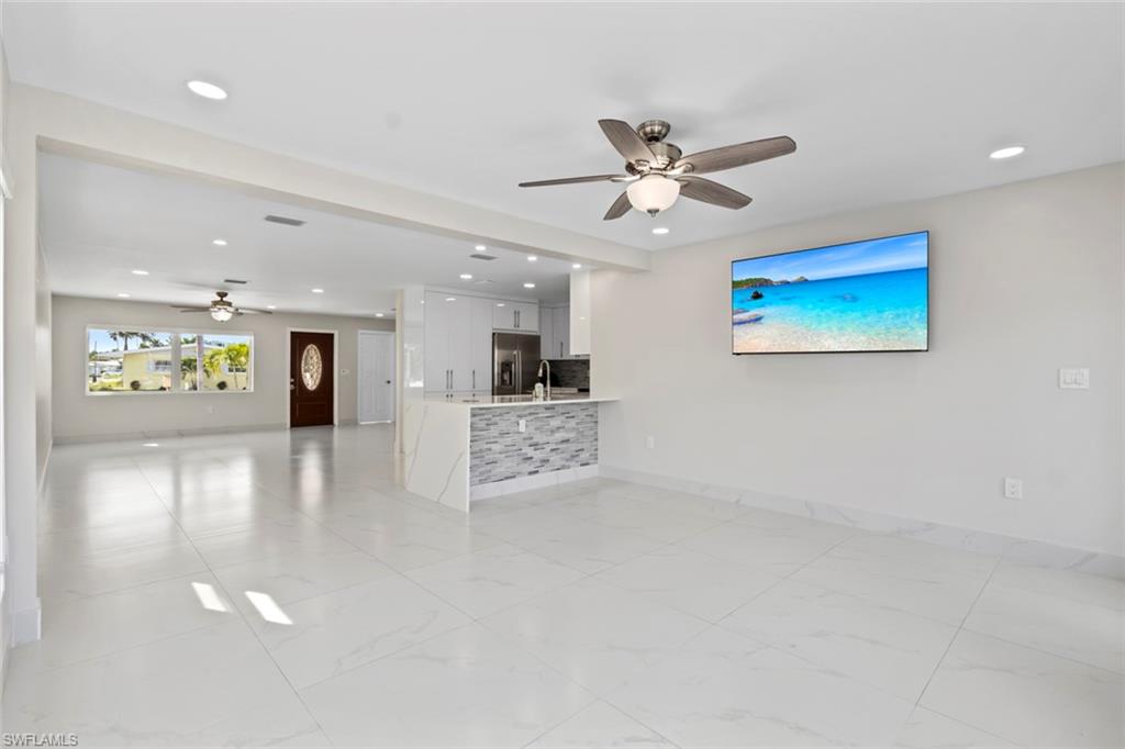 FAIRVIEW ISLES - Residential