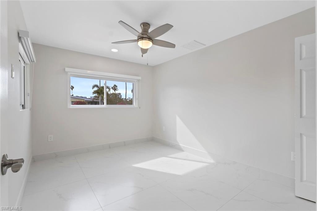 FAIRVIEW ISLES - Residential