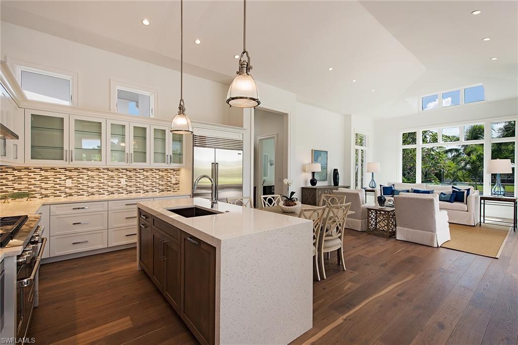 ROYAL HARBOR - Residential