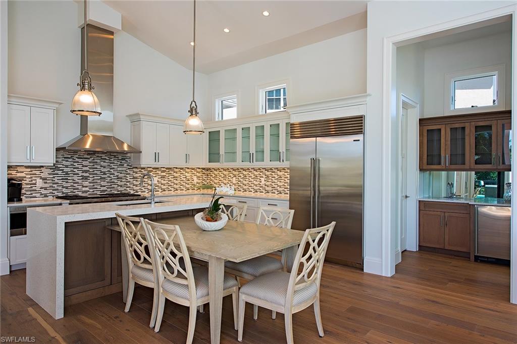 ROYAL HARBOR - Residential