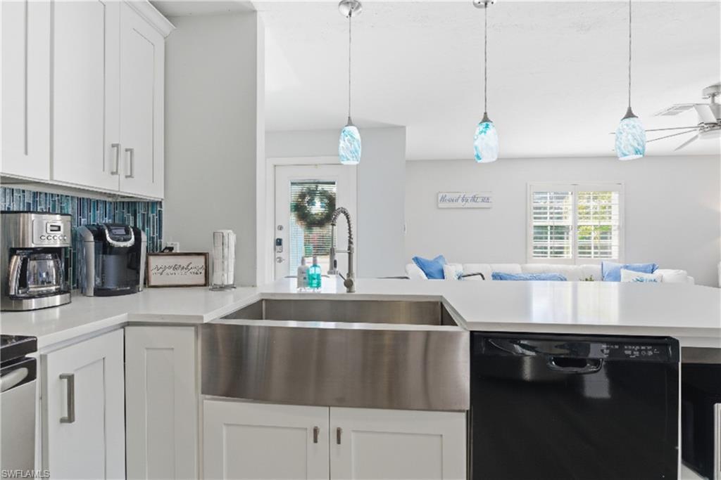 NAPLES PARK - Residential