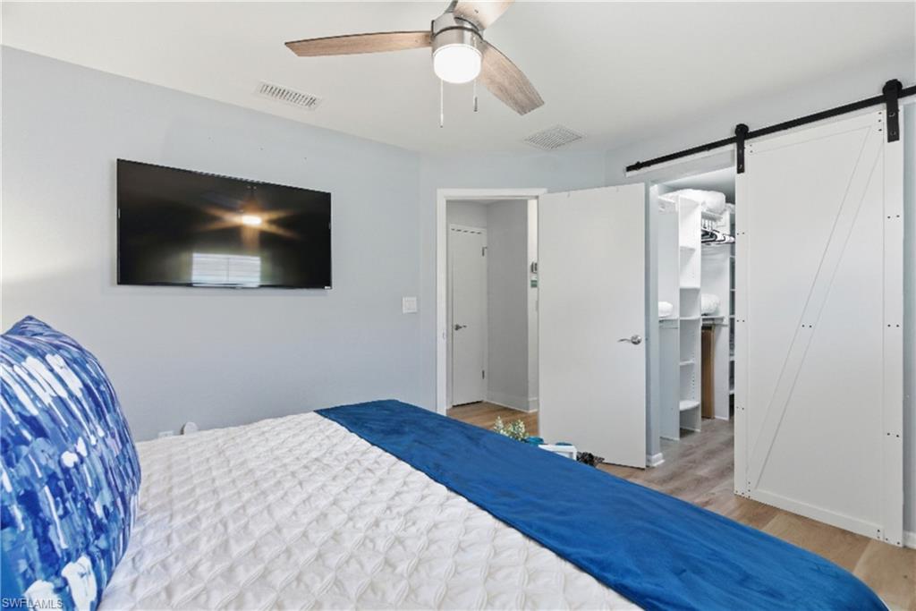 NAPLES PARK - Residential