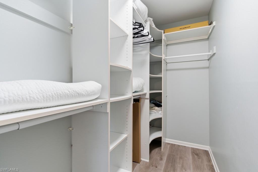 NAPLES PARK - Residential