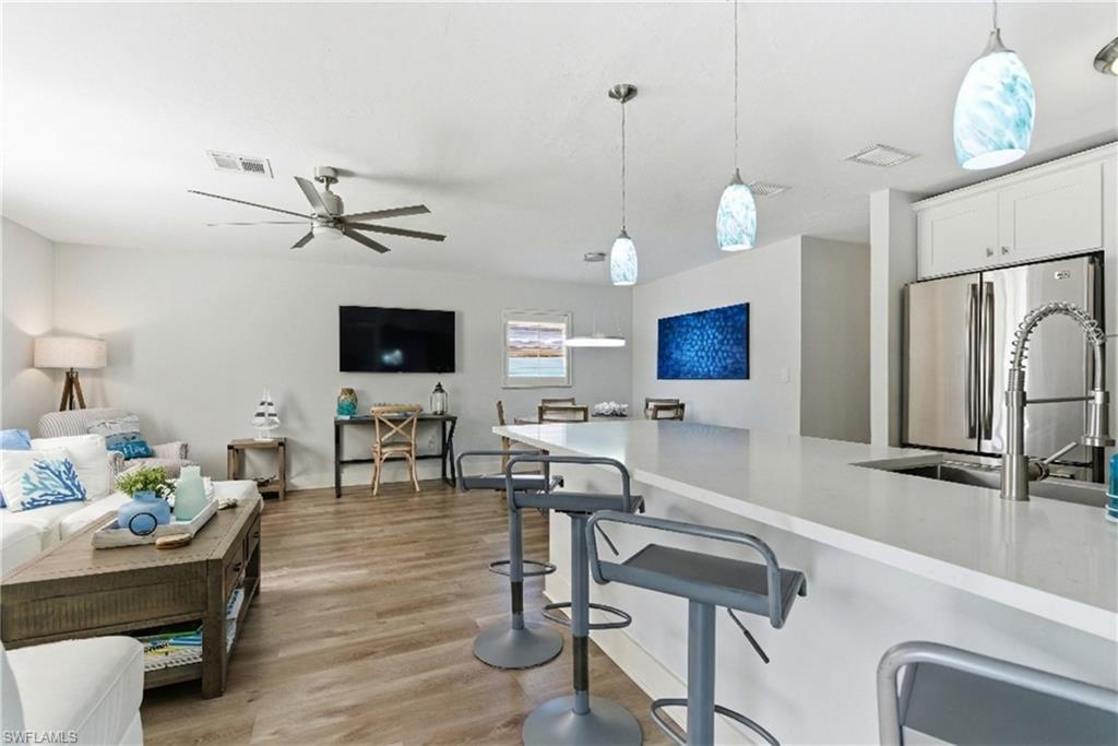 NAPLES PARK - Residential