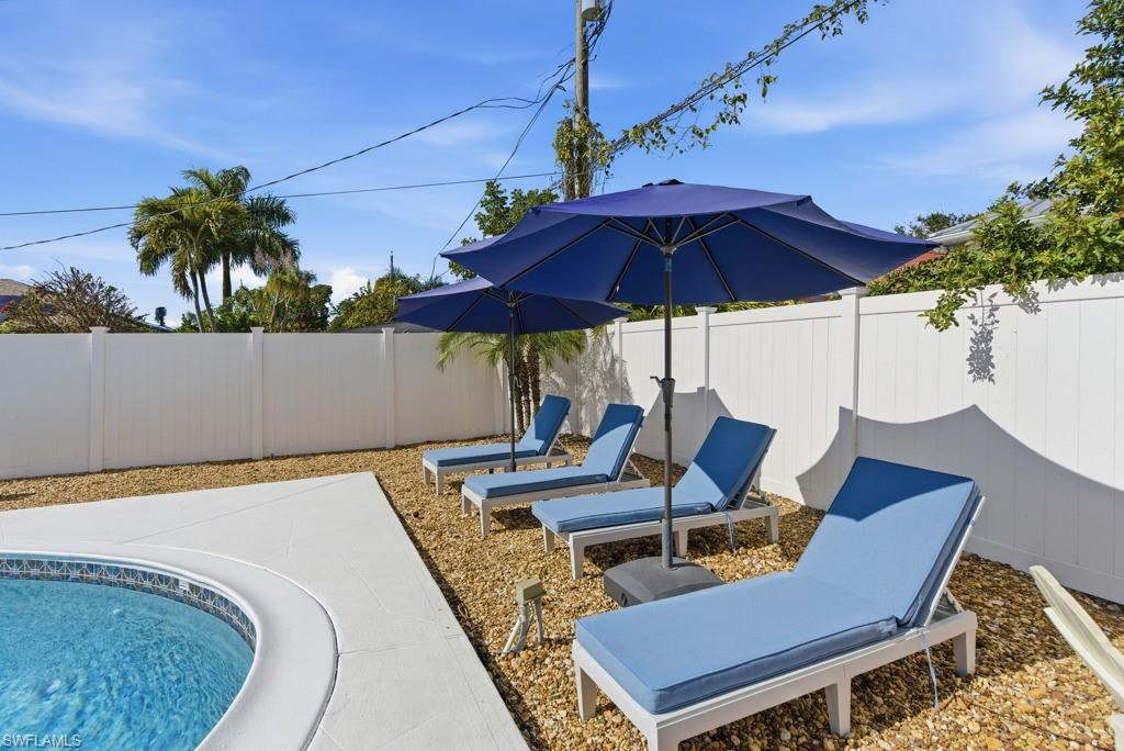 NAPLES PARK - Residential