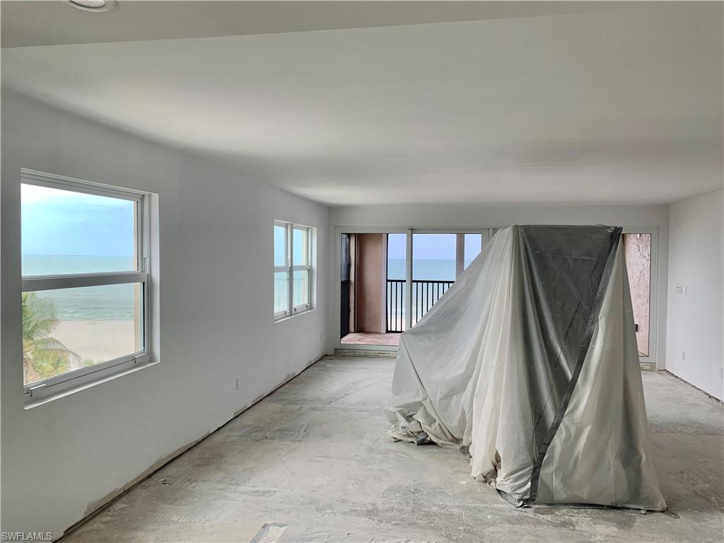 EDEN HOUSE CONDO - Residential