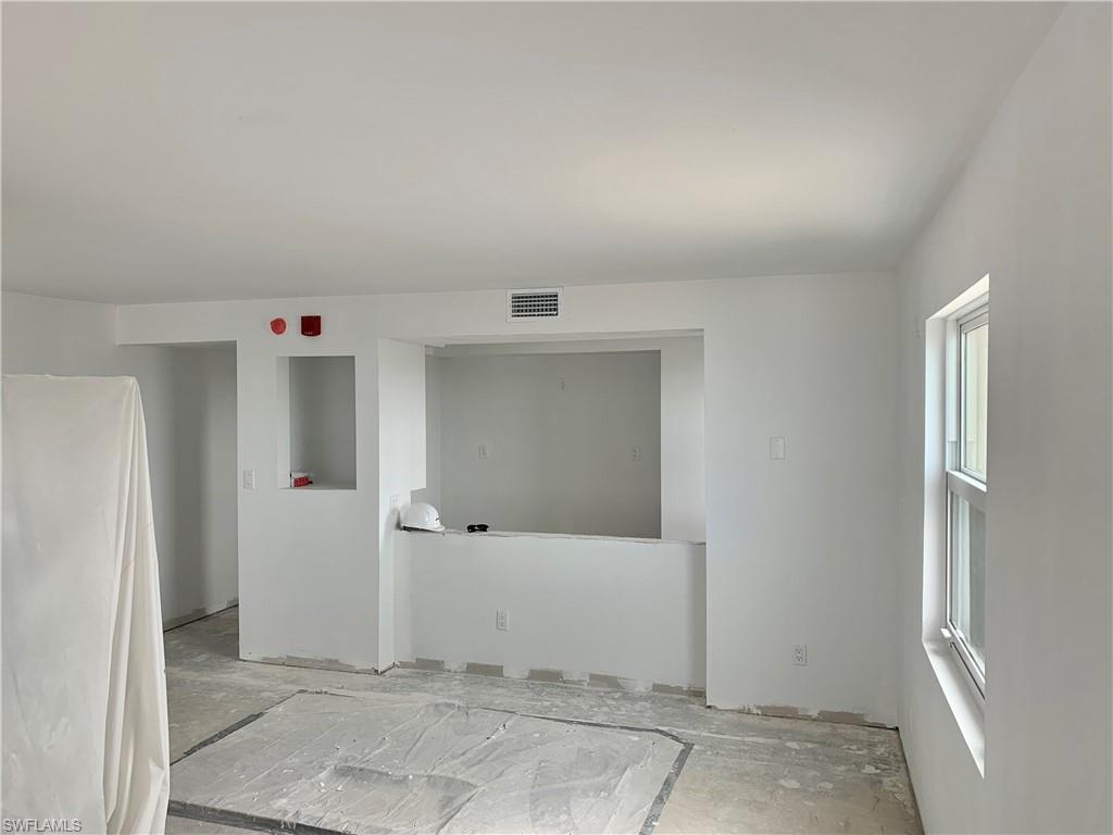 EDEN HOUSE CONDO - Residential