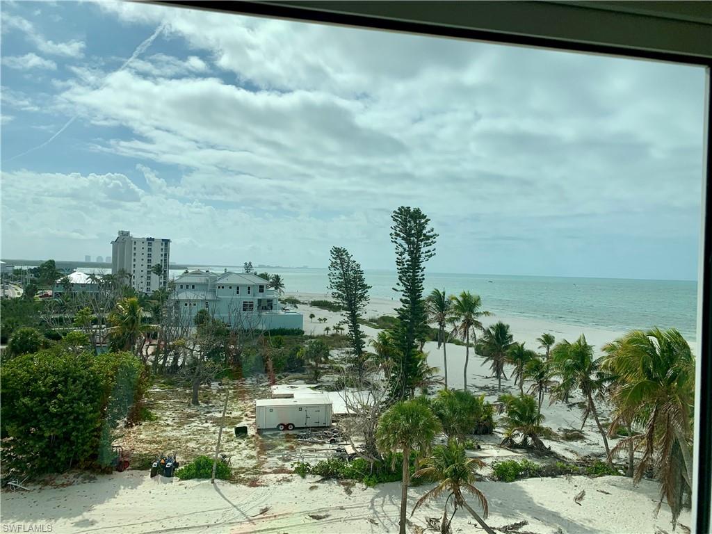 EDEN HOUSE CONDO - Residential