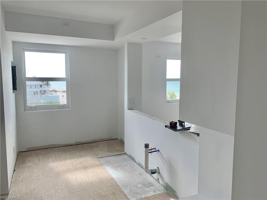 EDEN HOUSE CONDO - Residential