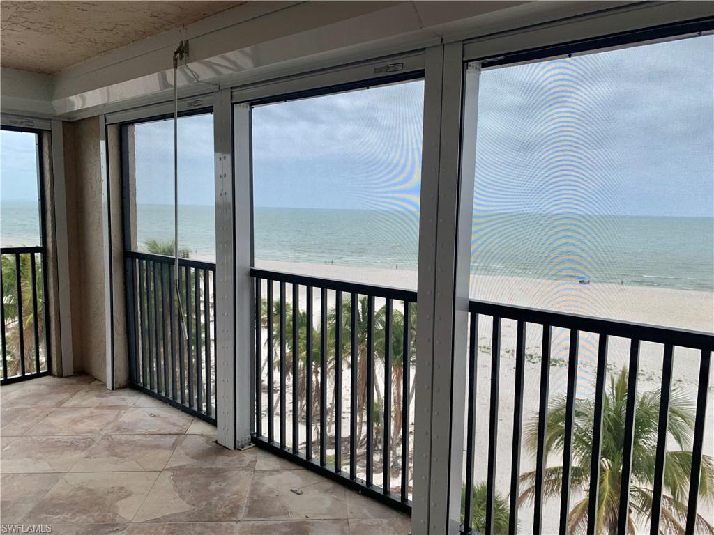 EDEN HOUSE CONDO - Residential