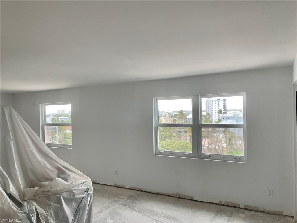 EDEN HOUSE CONDO - Residential