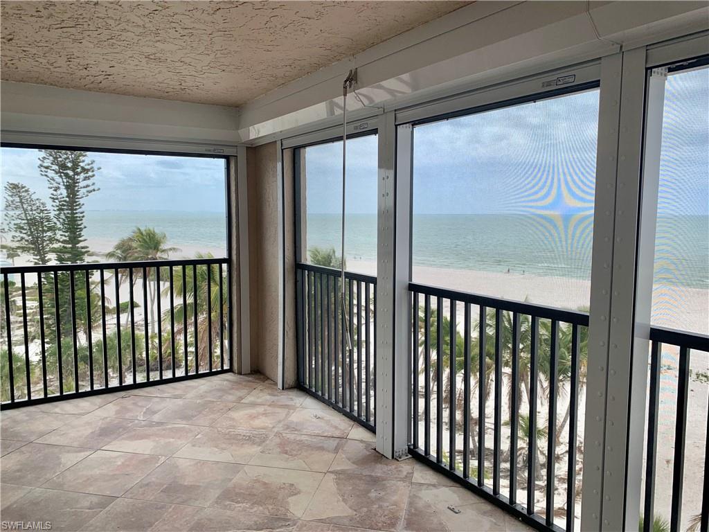 EDEN HOUSE CONDO - Residential