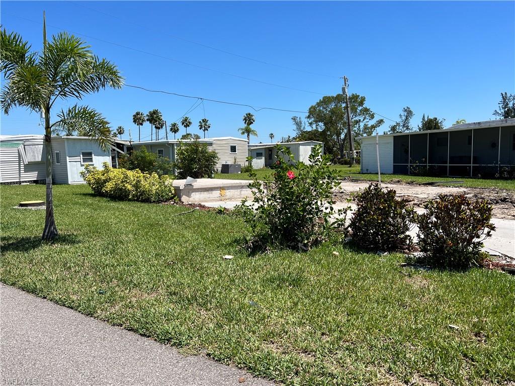122 Shoreland DR