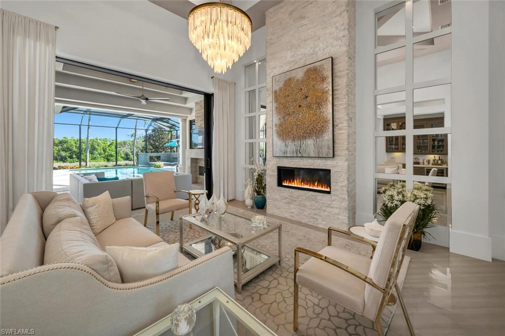 BAY WOODS - Residential