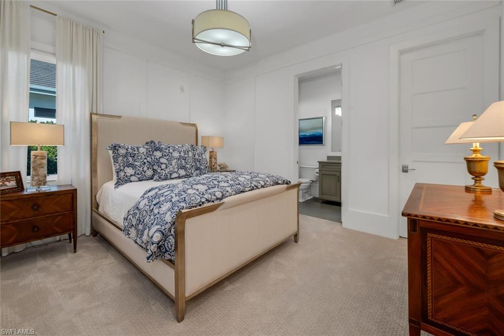 BAY WOODS - Residential