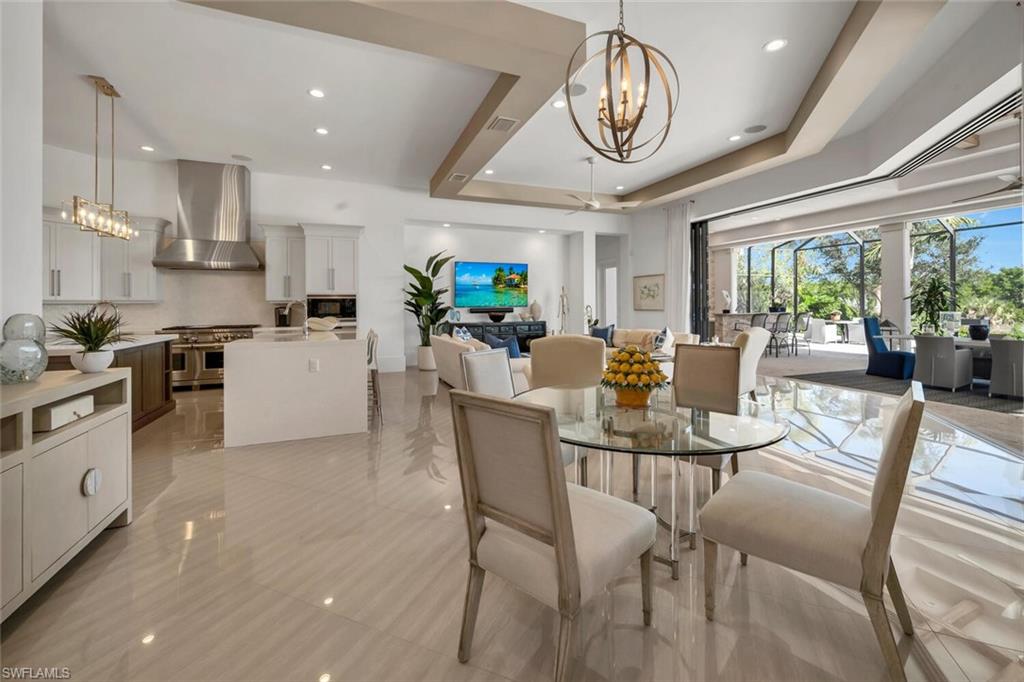 BAY WOODS - Residential