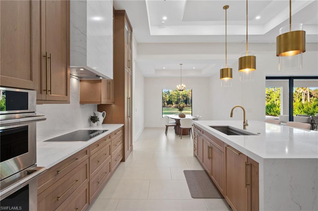 GOLDEN GATE ESTATES - Residential