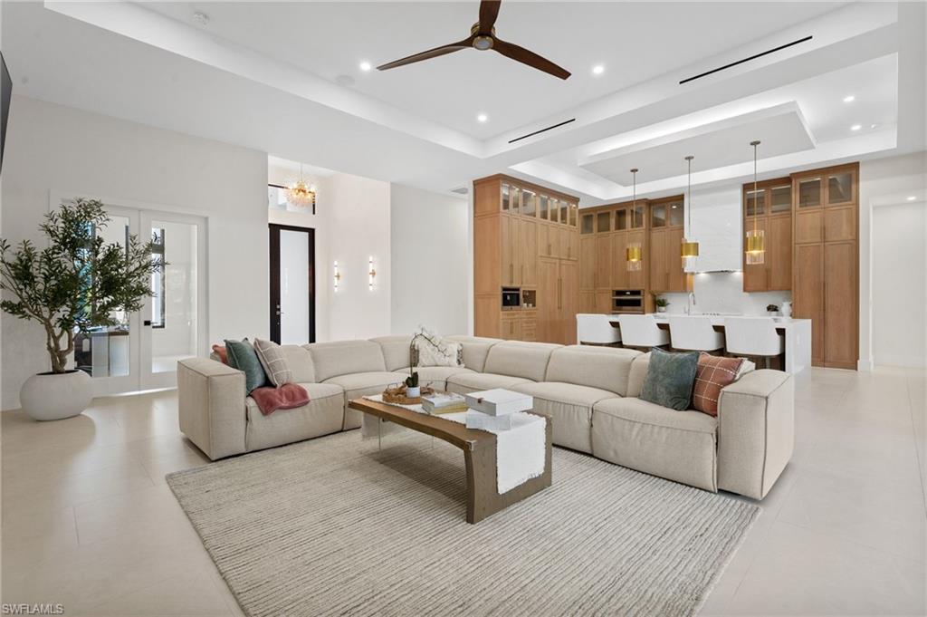 GOLDEN GATE ESTATES - Residential