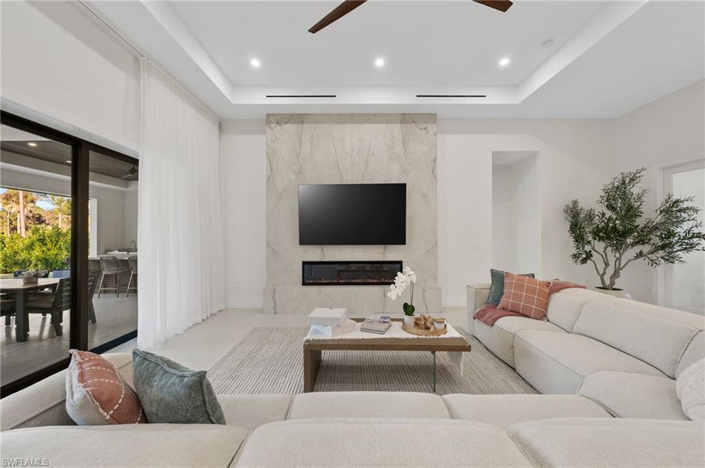 GOLDEN GATE ESTATES - Residential