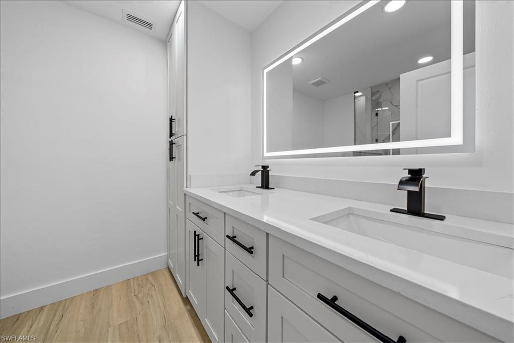 WHISKEY CREEK VILLAGE GREEN - Residential