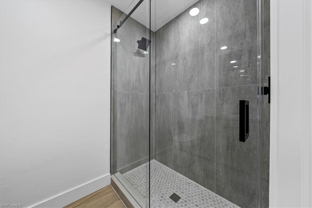 WHISKEY CREEK VILLAGE GREEN - Residential