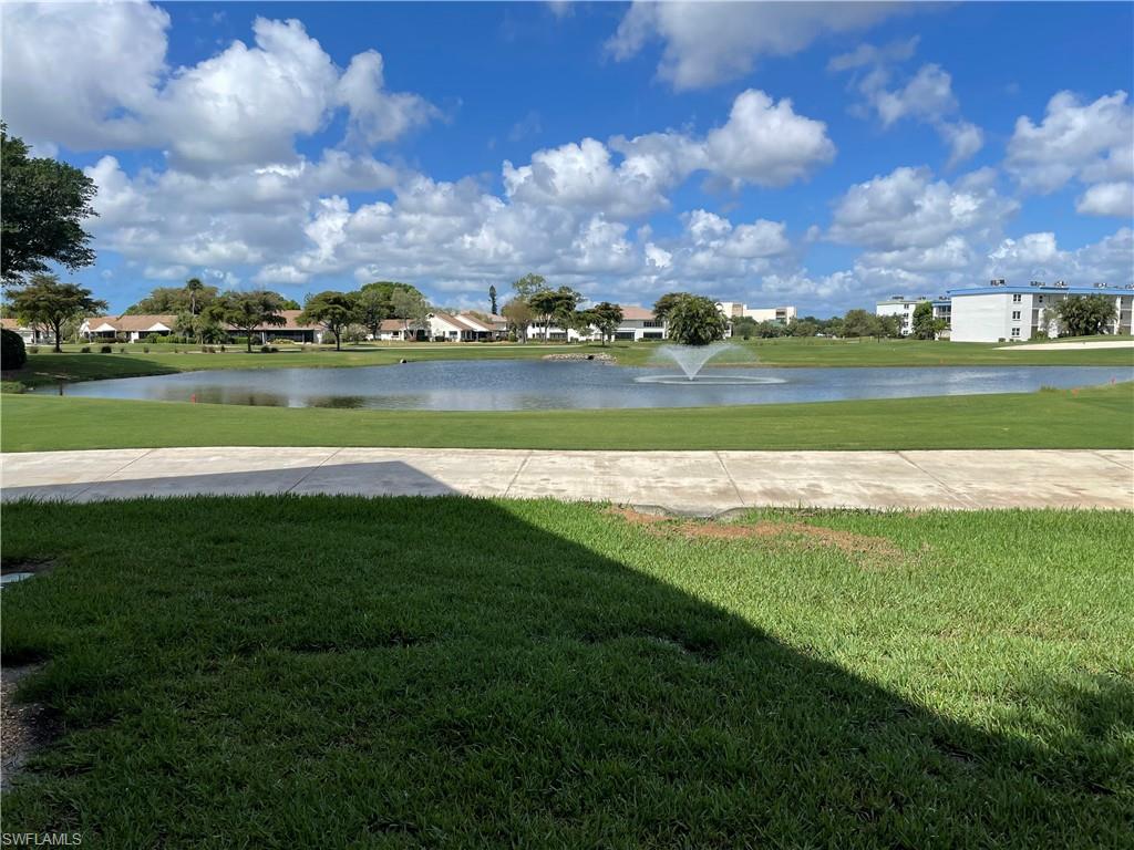 SEVEN LAKES - Residential