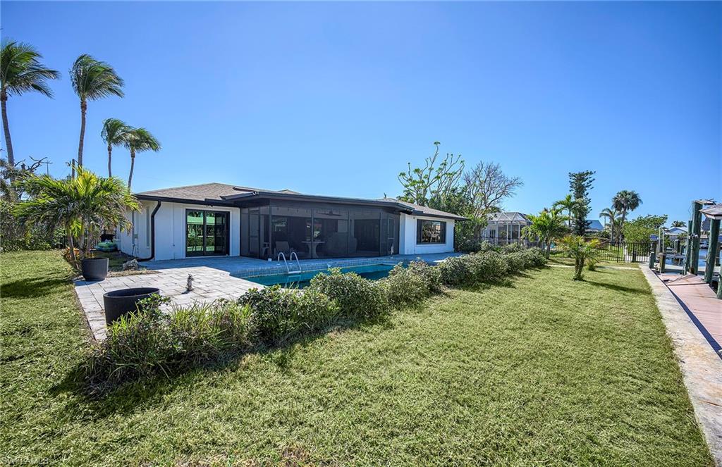 HOLIDAY HEIGHTS - Residential