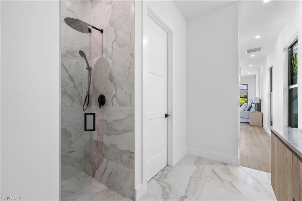 NAPLES PARK - Residential