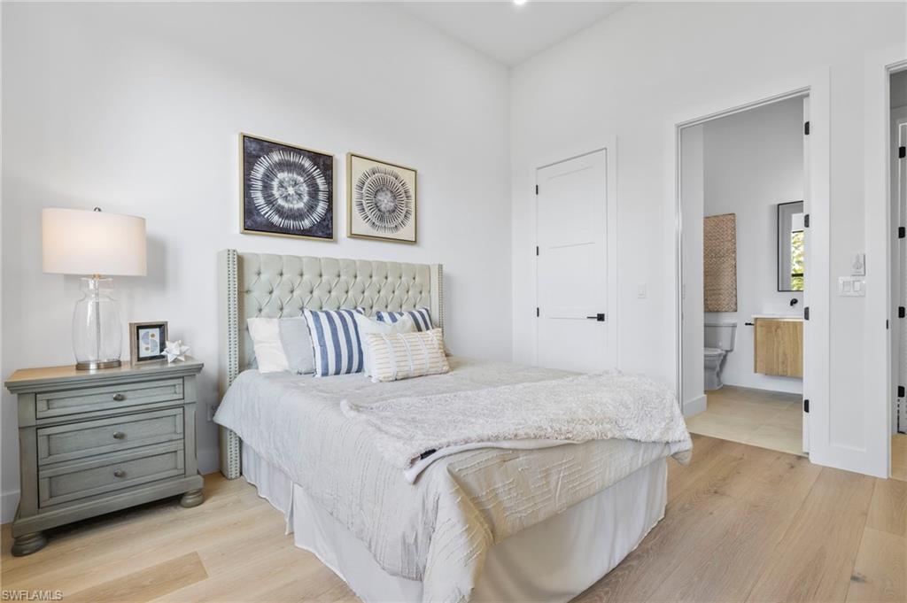 NAPLES PARK - Residential