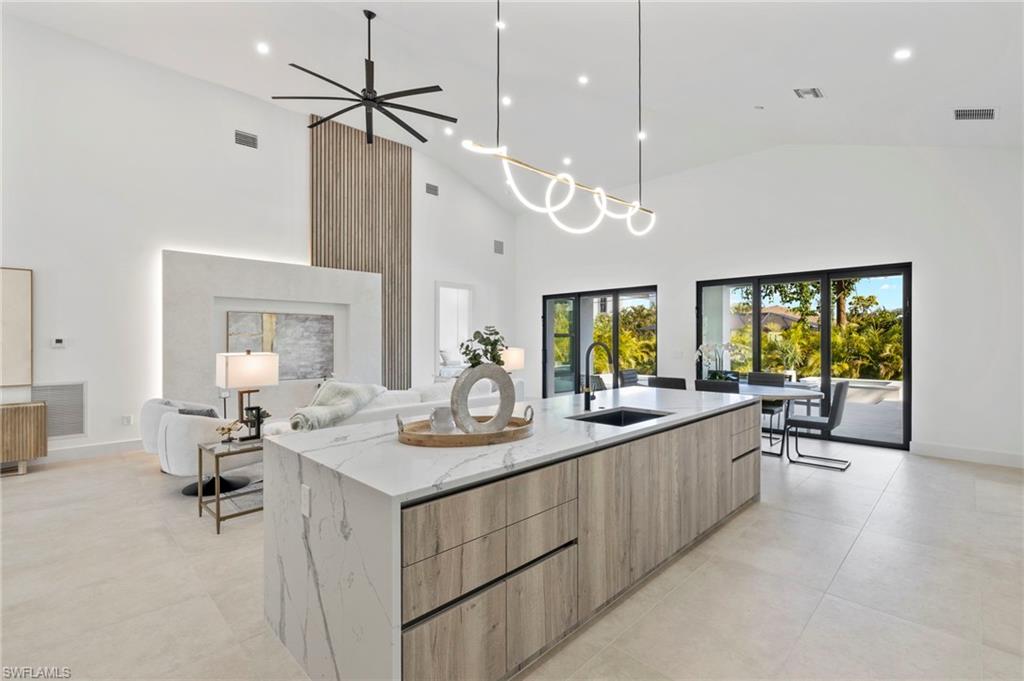 NAPLES PARK - Residential