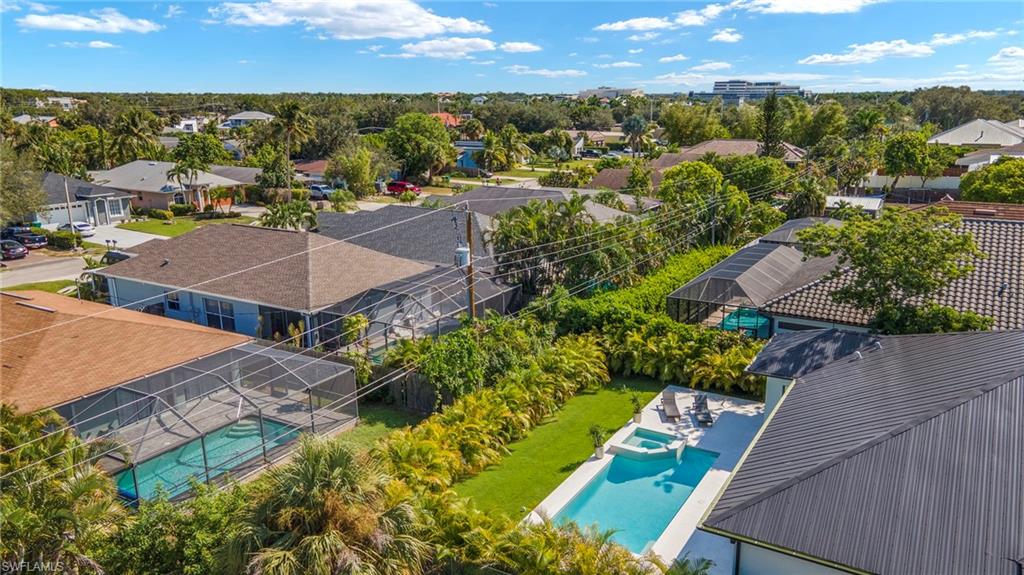 NAPLES PARK - Residential