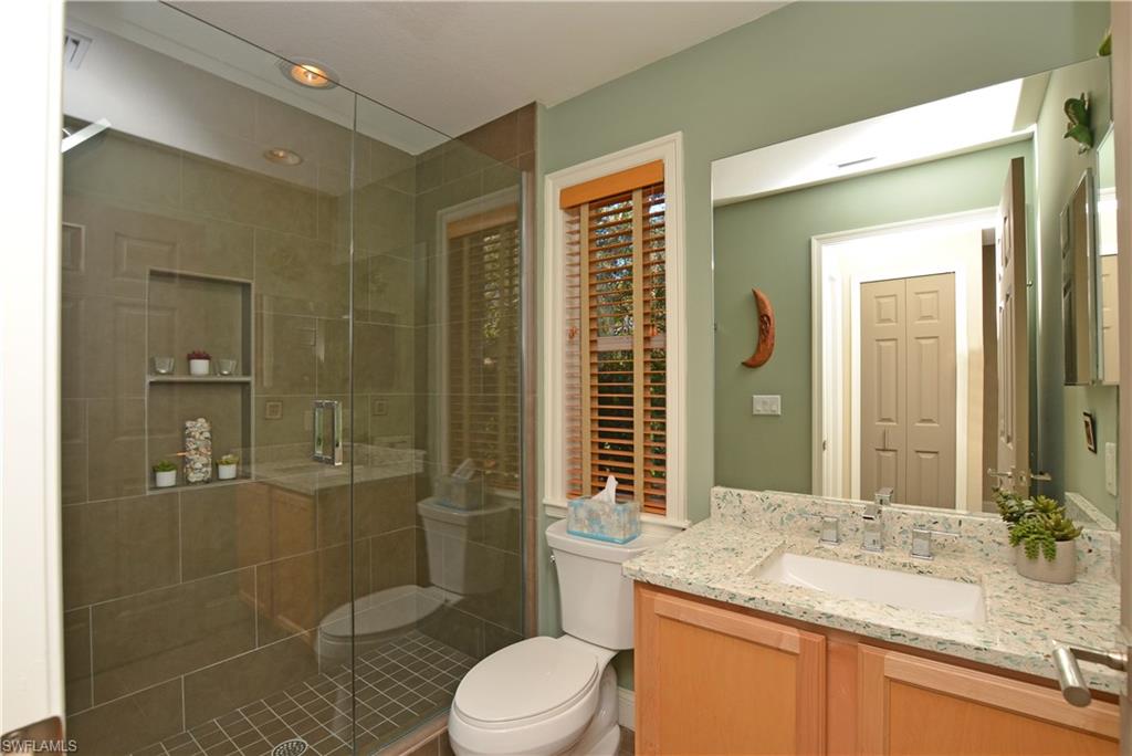 AUTUMN WOODS - Residential