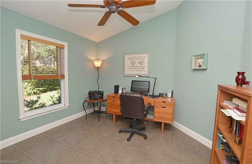 AUTUMN WOODS - Residential